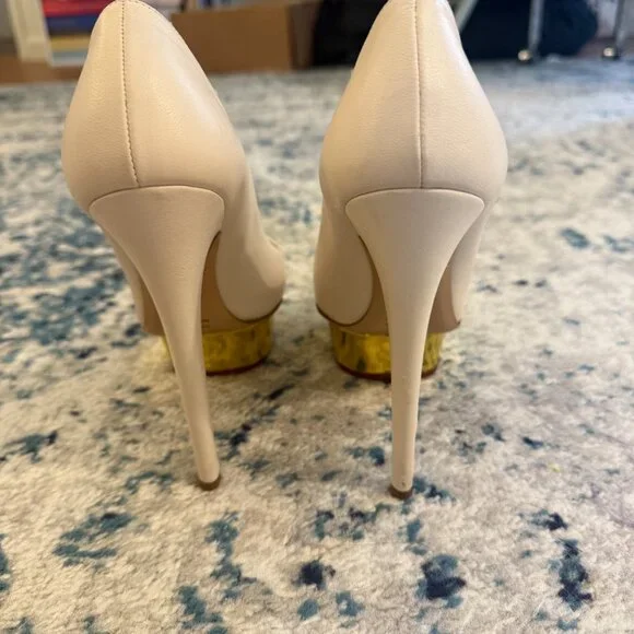 Charlotte Olympia Cream and Gold Dolly Heels Size 37 EU/7 US - Picture 7 of 9